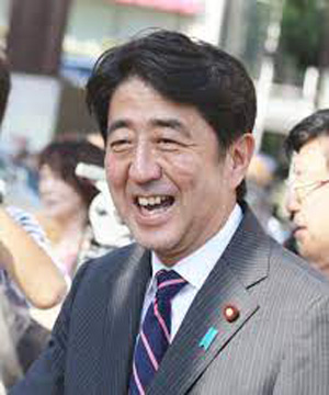 安倍氏